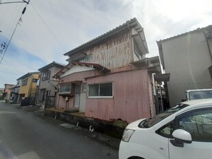 M様川井町貸家の物件外観写真